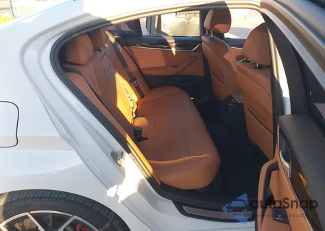 2023 BMW 530E из США, поврежденный, VIN WBA13AG02PCN04160